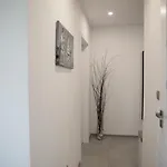 Lägenhet Apartament 102 G&w Wrocław