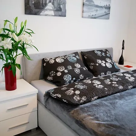 Apartament 102 G&w Apartment